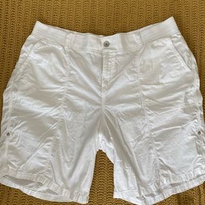 bermuda | white | evri